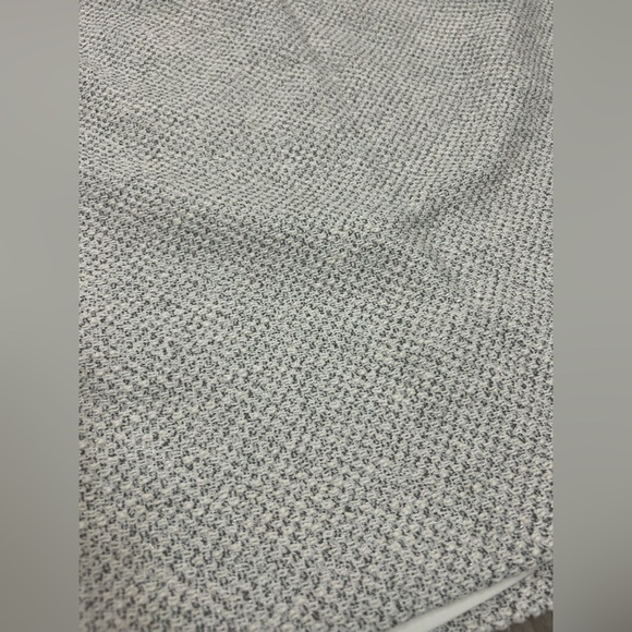 White House Black Market Elegant Gray and White Shimmer Skirt - Picture 2 of 5